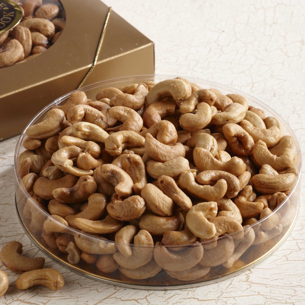 Cashews, Fresh Roasted 1