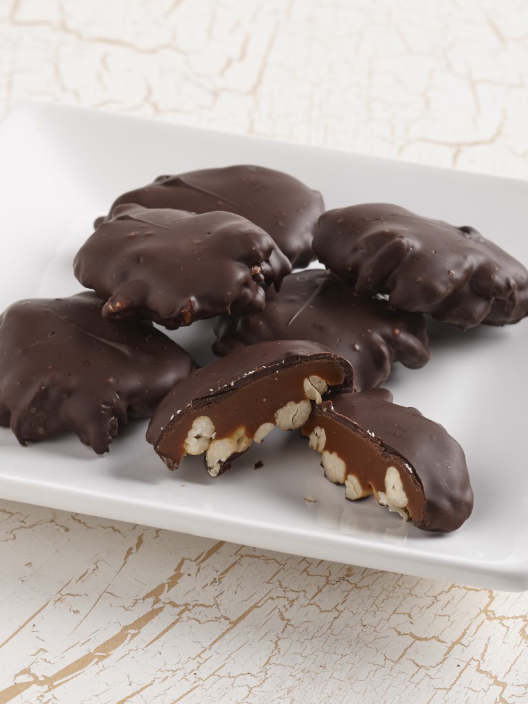 Chocolate Cashew Turtles 1