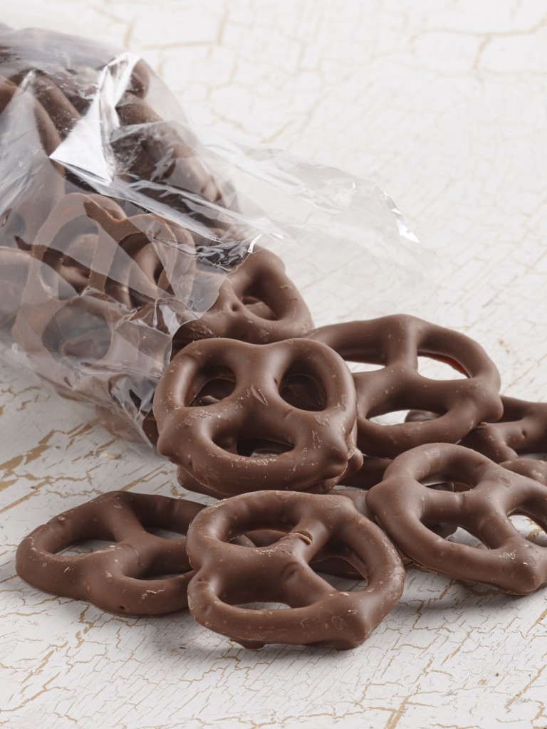 Milk Chocolate Pretzels 1
