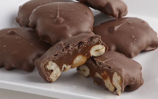 Caramel Toffee & Turtles